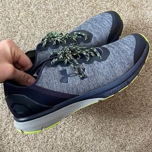 Mens Training Sneaker - UA size 13